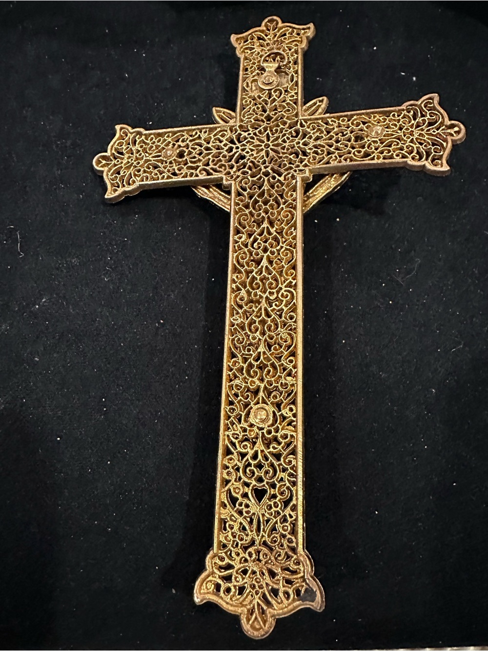 Vintage Ornate Filigree Wall Crucifix INRI Jesus On Cross - Picture 3 of 6